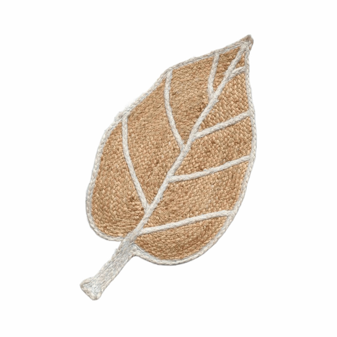 DivineHandicrafts Leaf Shaped Handmade Natural Jute Braided Rug