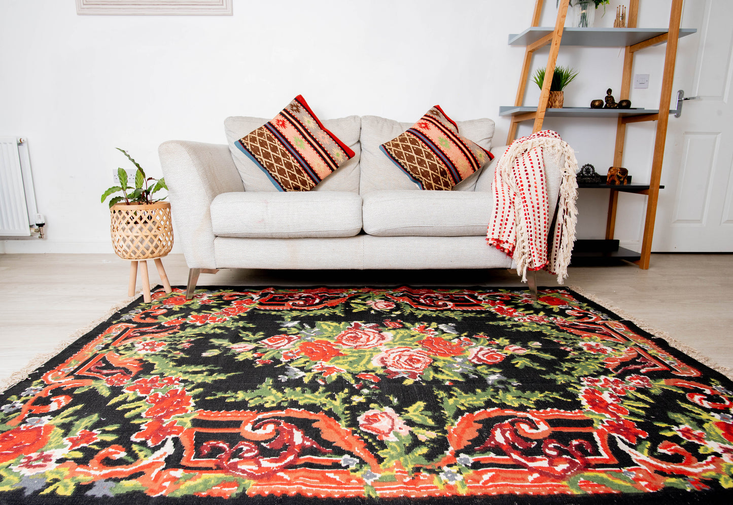 Divine Handicrafts Rectangular Cotton Rugs Living Room Large 140X200 cm Floral Design Washable Door Mat Carpet Soft & Fluffy Rug Decor For Home And Office