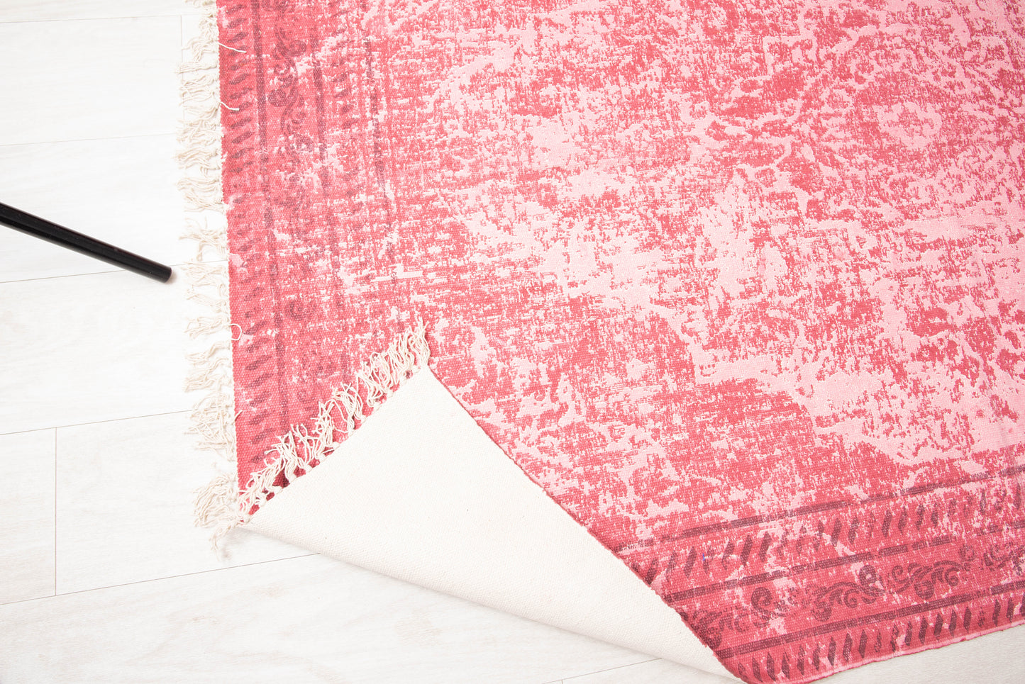Red Colour Traditional Cotton Rug Dimension:140 x 200 cm