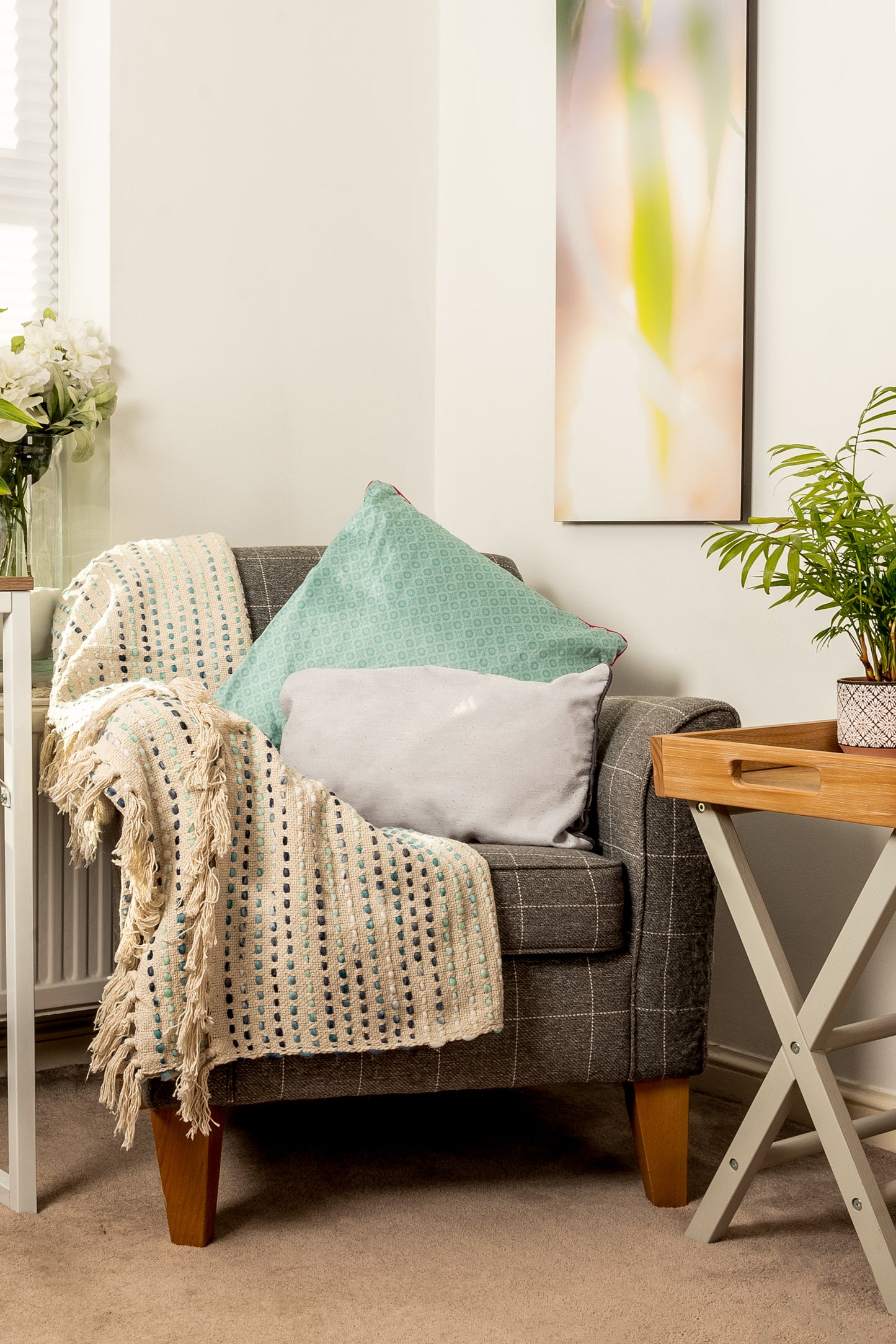 Turquoise Dots Patterned Throw