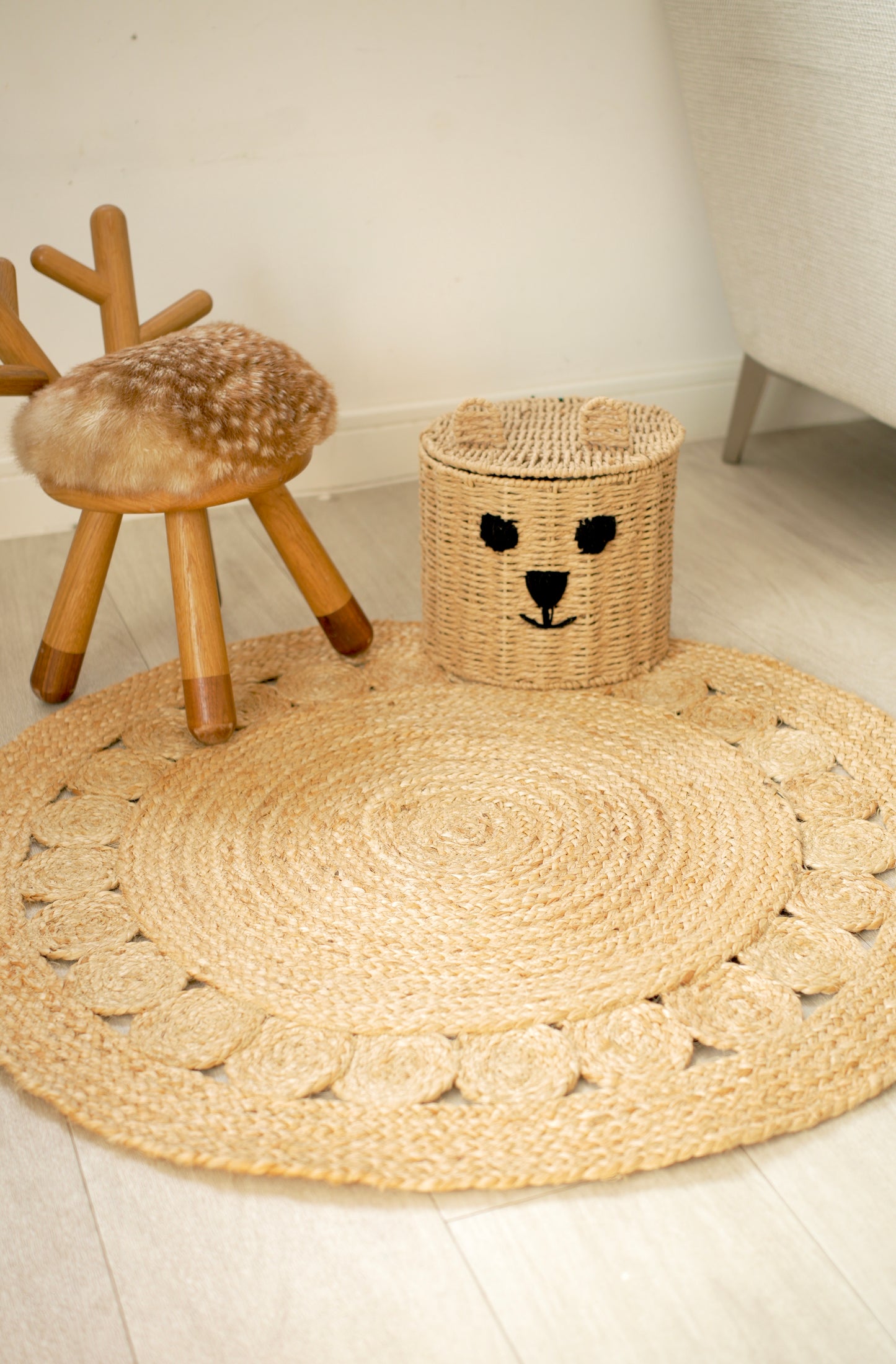 DivineHandicrafts Natural Beige Jute Area Rug - Handwoven, Round Shaped, Braided Design for Indoor Spaces - 80 cm Diameter