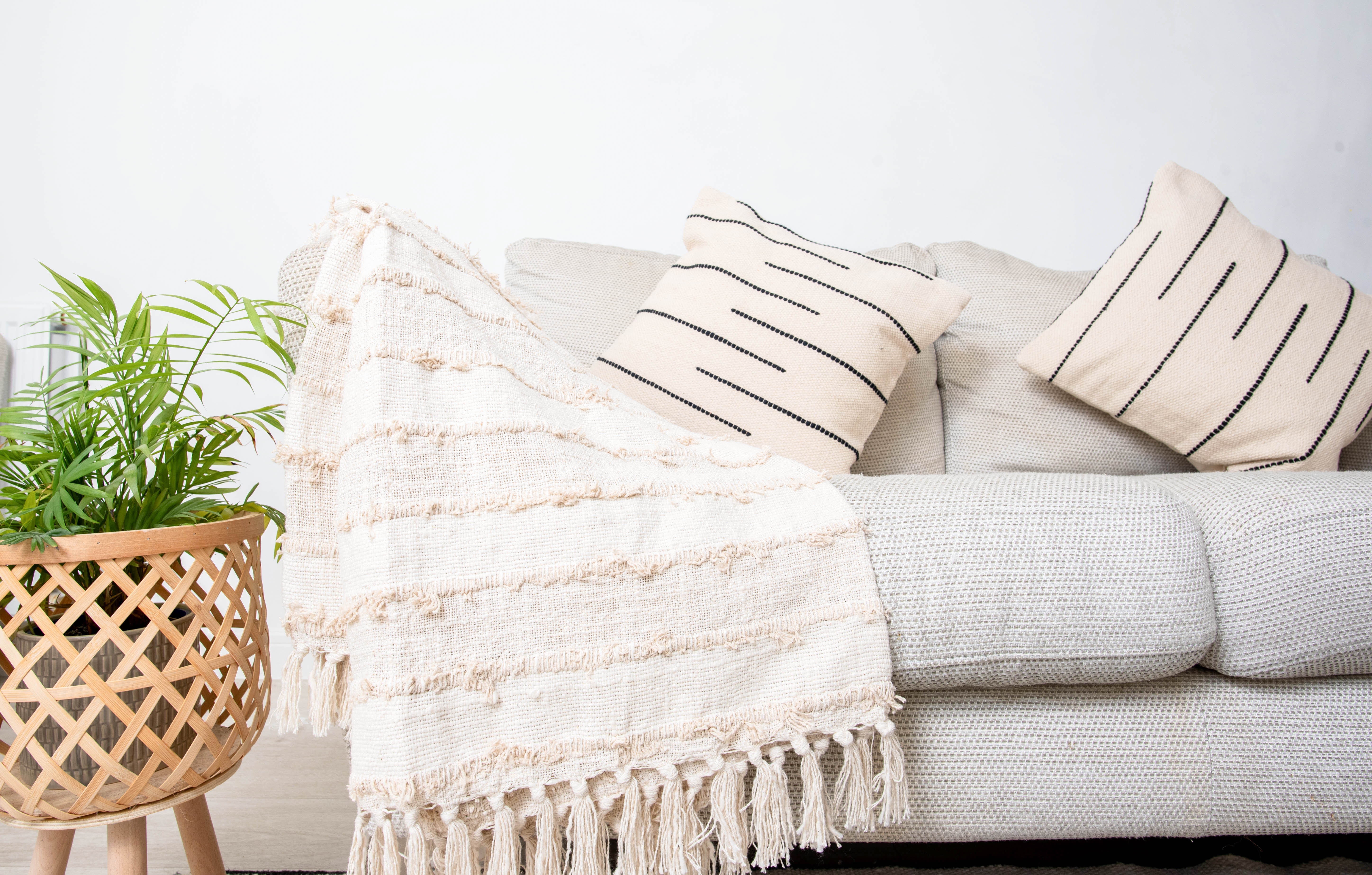 Blanket Beige Colour Throw
