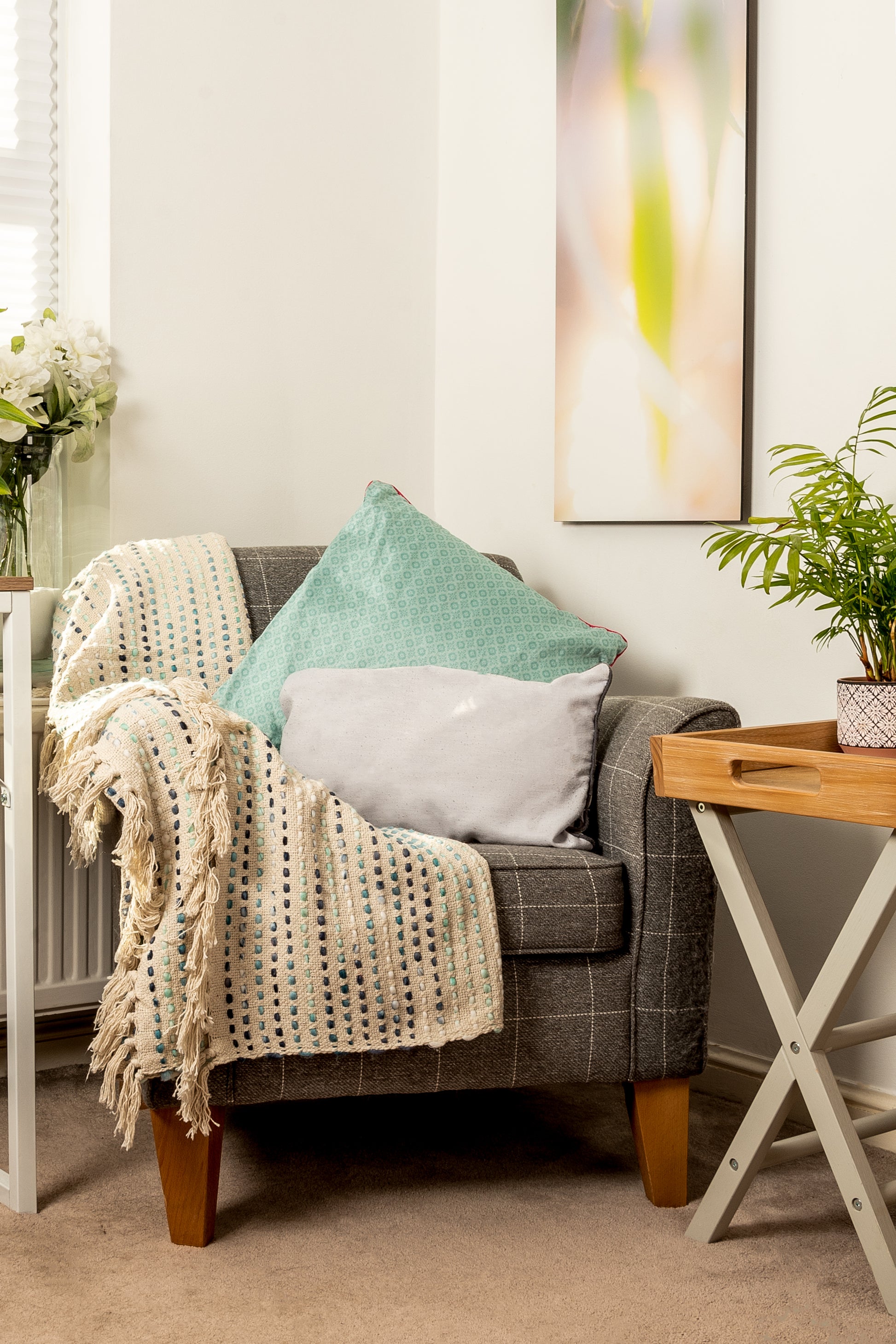 Turquoise Dots Patterned Throw
